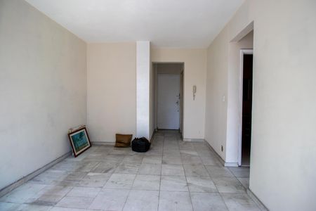 Apartamento para alugar com 70m², 2 quartos e 1 vaga Apartamento para alugar com 70m², 2 quartos e 1 vagaSala