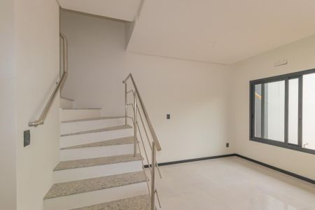 Sala de casa à venda com 2 quartos, 92m² em São José, Canoas