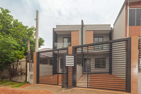 Casa à venda com 92m², 2 quartos e 1 vagaFachada