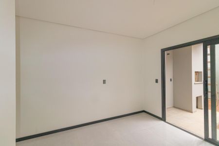 Casa à venda com 92m², 2 quartos e 1 vagaSala/Cozinha