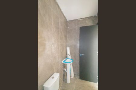 Casa à venda com 92m², 2 quartos e 1 vagaBanheiro da Suíte 1