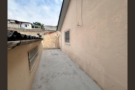 Casa para alugar com 60m², 1 quarto e sem vaga Casa para alugar com 60m², 1 quarto e sem vagaQuintal