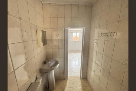 Casa para alugar com 60m², 1 quarto e sem vaga Casa para alugar com 60m², 1 quarto e sem vagaBanheiro