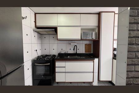 Apartamento à venda com 56m², 2 quartos e 1 vaga Apartamento à venda com 56m², 2 quartos e 1 vagaCozinha