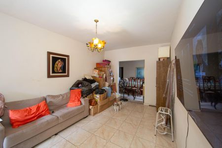 Casa à venda com 200m², 3 quartos e 1 vagaSala