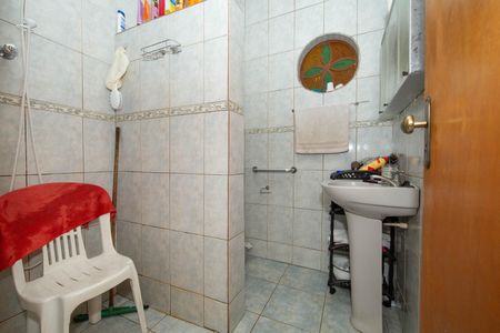 Casa à venda com 200m², 3 quartos e 1 vagaBanheiro