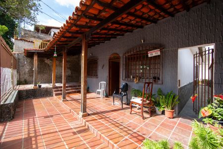 Casa à venda com 200m², 3 quartos e 1 vagaÁrea comum