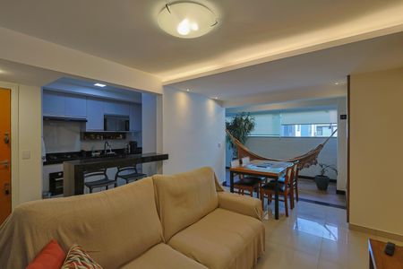 Apartamento à venda com 3 quartos, 113m² em Esplanada, Belo Horizonte