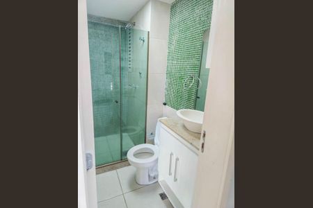 Apartamento para alugar com 60m², 2 quartos e 1 vaga Apartamento para alugar com 60m², 2 quartos e 1 vagaBanheiro