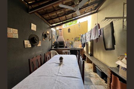 Casa à venda com 88m², 3 quartos e 1 vaga Casa à venda com 88m², 3 quartos e 1 vagaÁrea comum