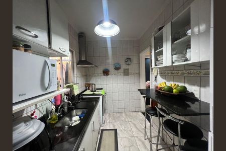 Cozinha de casa à venda com 3 quartos, 88m² em São João Batista, Belo Horizonte