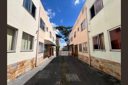 Casa à venda com 88m², 3 quartos e 1 vaga Casa à venda com 88m², 3 quartos e 1 vagaHall de entrada