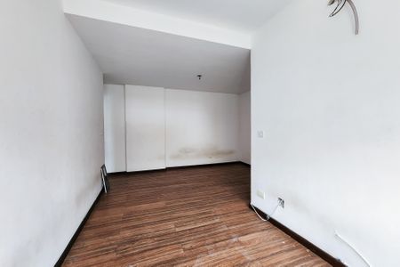 Apartamento à venda com 75m², 3 quartos e 1 vagaSala 