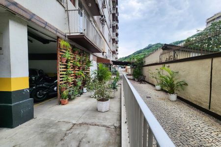 Apartamento à venda com 75m², 3 quartos e 1 vagaÁrea Comum 