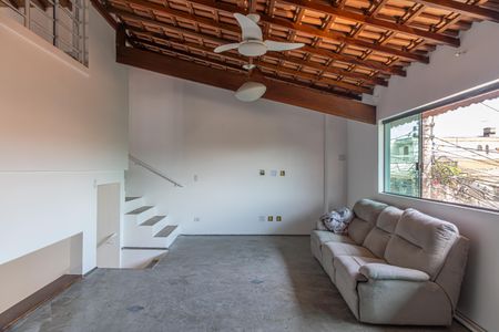 Sala de TV de casa para alugar com 3 quartos, 140m² em Vila Monte Santo, São Paulo