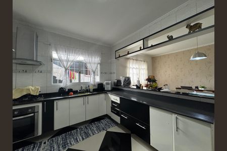 Casa à venda com 125m², 3 quartos e 2 vagasCozinha