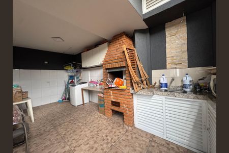 Casa à venda com 125m², 3 quartos e 2 vagasChurrasqueira