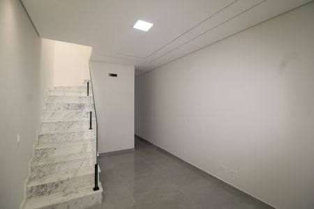 Casa à venda com 123m², 2 quartos e 2 vagasSala