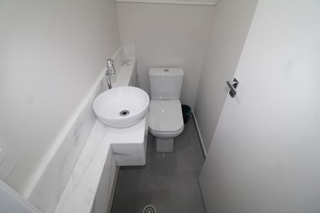 Casa à venda com 123m², 2 quartos e 2 vagasLavabo