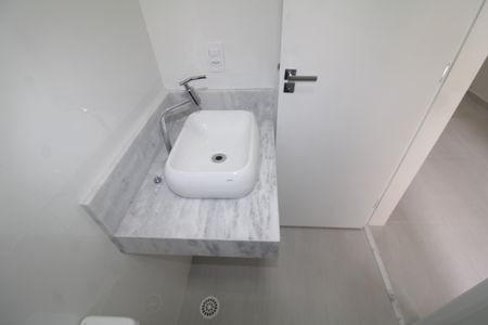 Casa à venda com 123m², 2 quartos e 2 vagasQuarto 3 - Banheiro