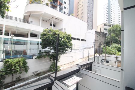 Casa à venda com 123m², 2 quartos e 2 vagasQuarto 3 - Varanda