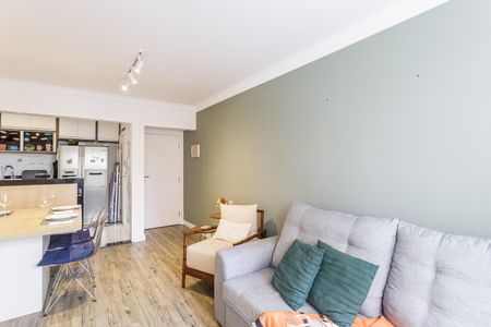 Sala de apartamento à venda com 2 quartos, 75m² em Moema, São Paulo