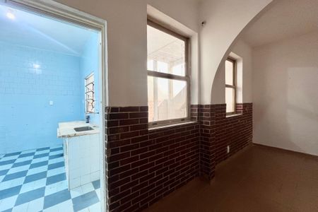 Casa à venda com 269m², 4 quartos e sem vagaSala 