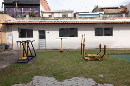Apartamento para alugar com 47m², 2 quartos e 1 vaga Apartamento para alugar com 47m², 2 quartos e 1 vagaÁrea comum - Academia