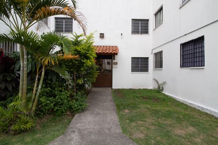 Apartamento para alugar com 47m², 2 quartos e 1 vaga Apartamento para alugar com 47m², 2 quartos e 1 vagaHall social