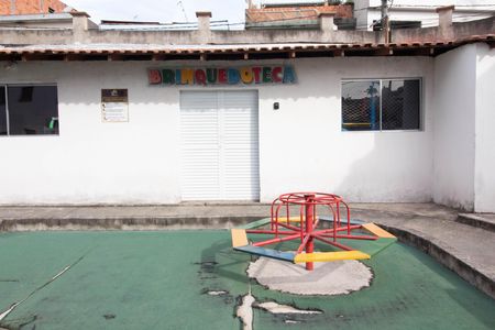 Apartamento para alugar com 47m², 2 quartos e 1 vaga Apartamento para alugar com 47m², 2 quartos e 1 vagaÁrea comum - Playground