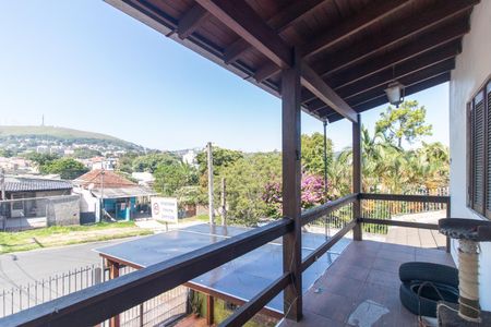 Casa para alugar com 60m², 4 quartos e 2 vagasVaranda