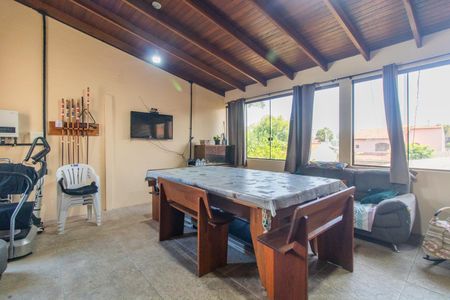 Casa para alugar com 60m², 4 quartos e 2 vagasChurrasqueira