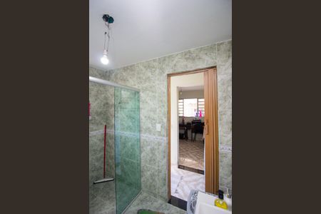 Casa para alugar com 190m², 5 quartos e 5 vagas Casa para alugar com 190m², 5 quartos e 5 vagasBanheiro