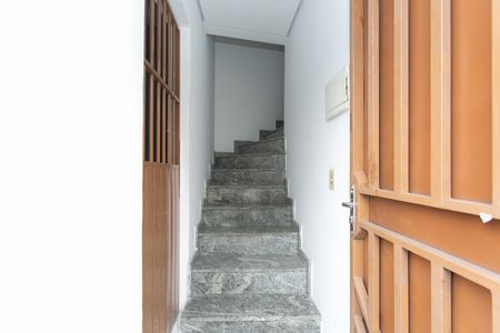 Studio para alugar com 32m², 1 quarto e sem vaga Studio para alugar com 32m², 1 quarto e sem vagaEntrada