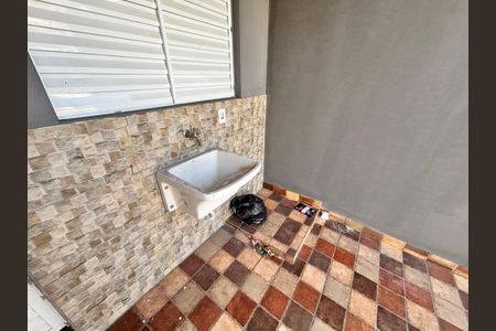 Casa para alugar com 40m², 1 quarto e 1 vaga Casa para alugar com 40m², 1 quarto e 1 vagaQuintal