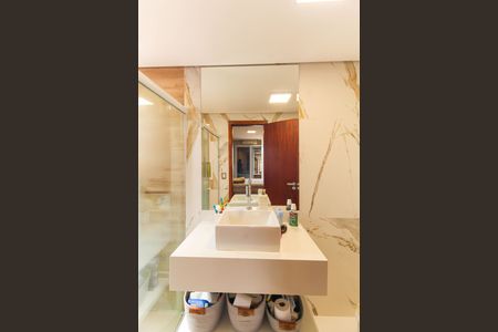 Apartamento à venda com 107m², 3 quartos e 2 vagasBanheiro da Suíte 2