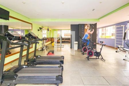 Apartamento à venda com 107m², 3 quartos e 2 vagas Apartamento à venda com 107m², 3 quartos e 2 vagasÁrea comum - Academia