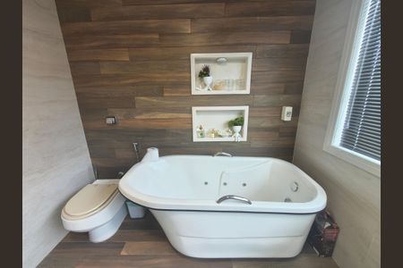 Casa de condomínio à venda com 750m², 3 quartos e 3 vagas