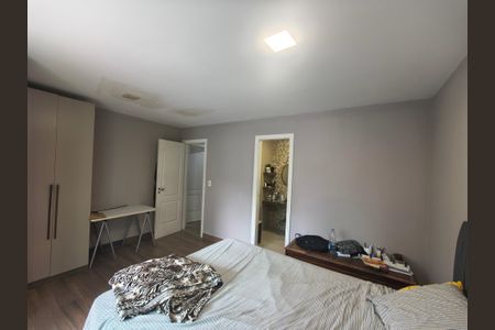 Casa de condomínio à venda com 750m², 3 quartos e 3 vagas