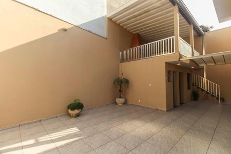 Casa à venda com 500m², 3 quartos e 5 vagasQuintal