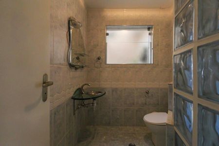 Casa à venda com 500m², 3 quartos e 5 vagasLavabo