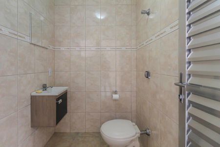 Casa à venda com 500m², 3 quartos e 5 vagasBanheiro de Serviço