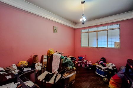 Casa à venda com 270m², 4 quartos e 2 vagasSala 2