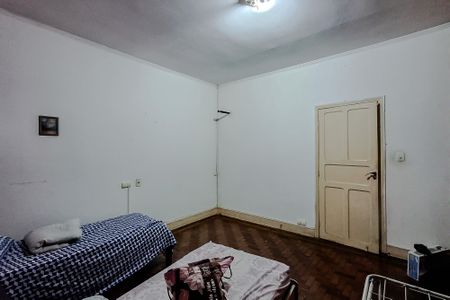 Casa à venda com 270m², 4 quartos e 2 vagasQuarto 1