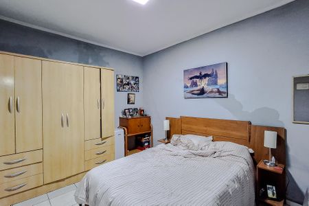 Casa à venda com 270m², 4 quartos e 2 vagasQuarto 2 (Casa 2)Quarto 2 - Suite (Casa 2)