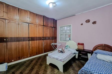 Casa à venda com 270m², 4 quartos e 2 vagasQuarto 1