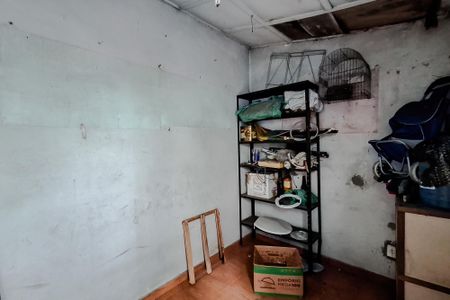 Casa à venda com 270m², 4 quartos e 2 vagasQuarto de Serviço