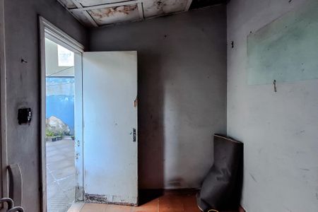 Casa à venda com 270m², 4 quartos e 2 vagasQuarto de Serviço