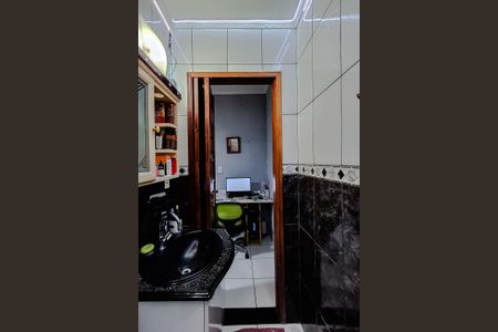 Casa à venda com 270m², 4 quartos e 2 vagasBanheiro da Suite (Casa 2)