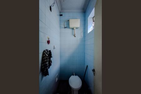 Casa à venda com 270m², 4 quartos e 2 vagasLavabo